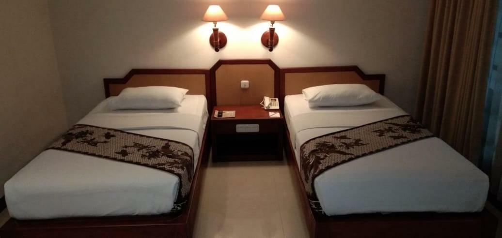Hotel Baron Indah Surakarta  Exterior photo